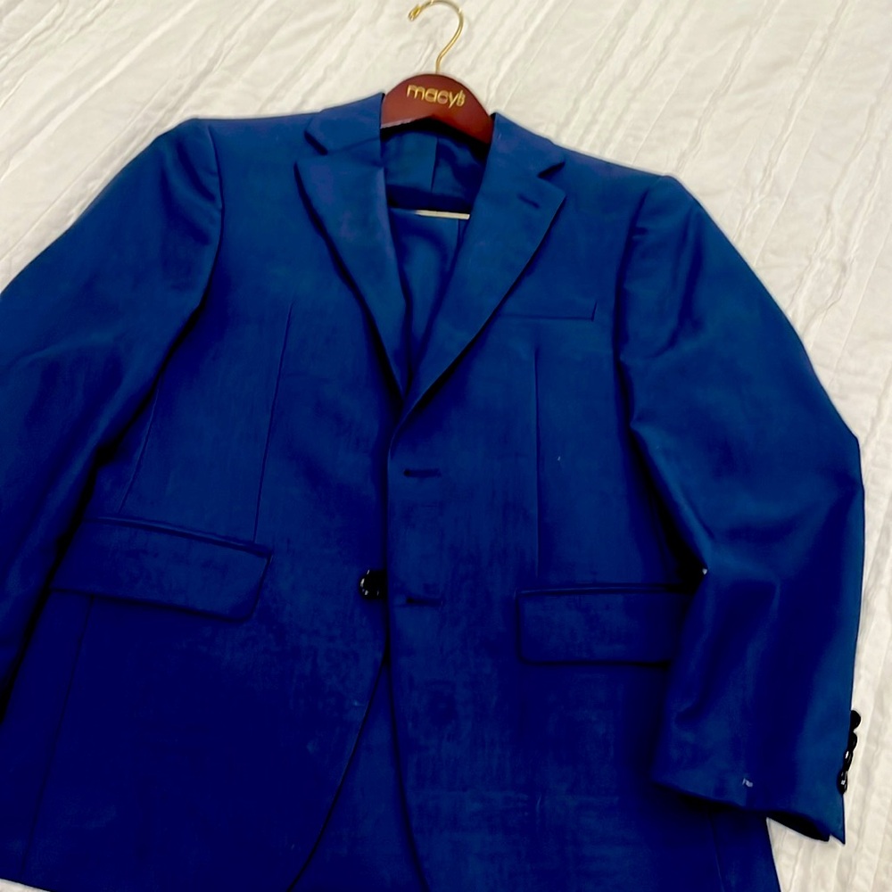 Almost new suit ! Worn to homecoming one time